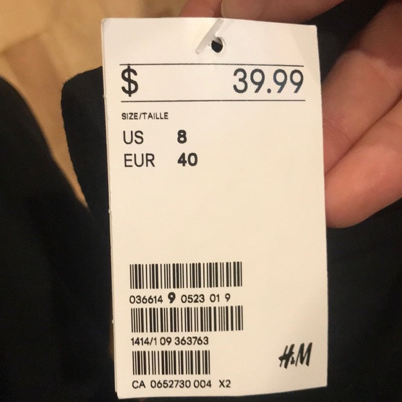 Black skirt Size 8 - H&M - Picture 3 of 3